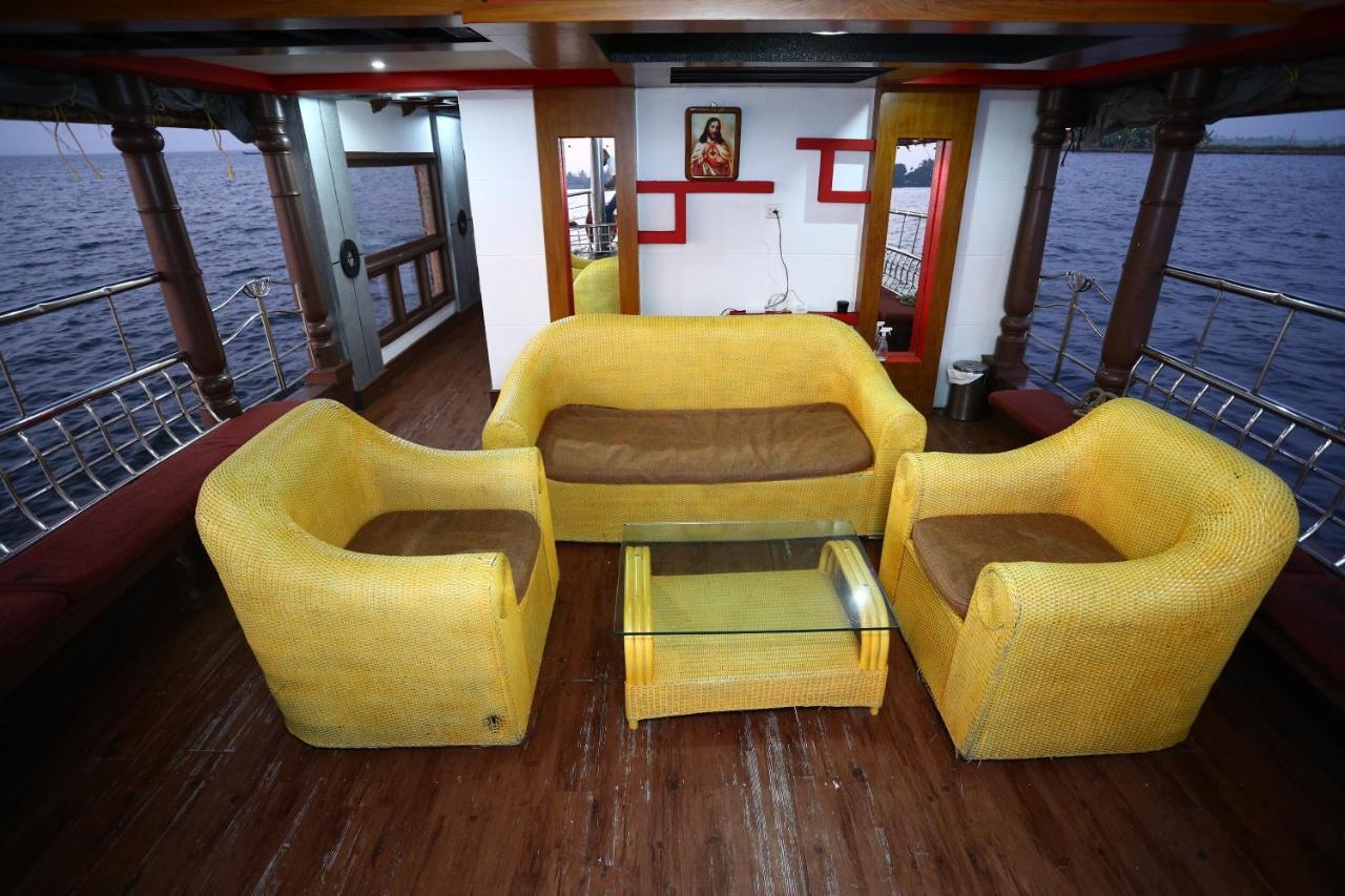 Friends Cruise, Nightstay Houseboat Alappuzha ภายนอก รูปภาพ